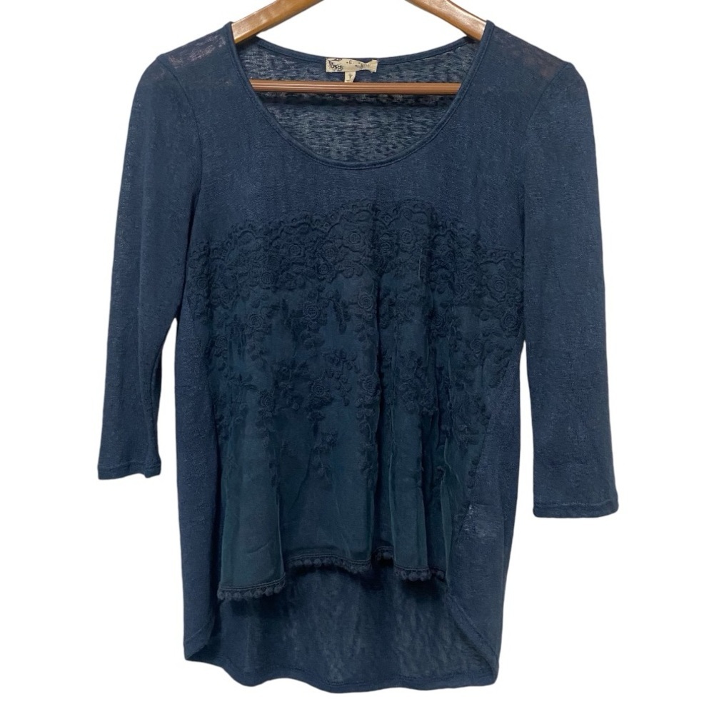 About A Girl Peasant Lace Overlay 3/4 Length Sleeves Blouse Women’s Size Small